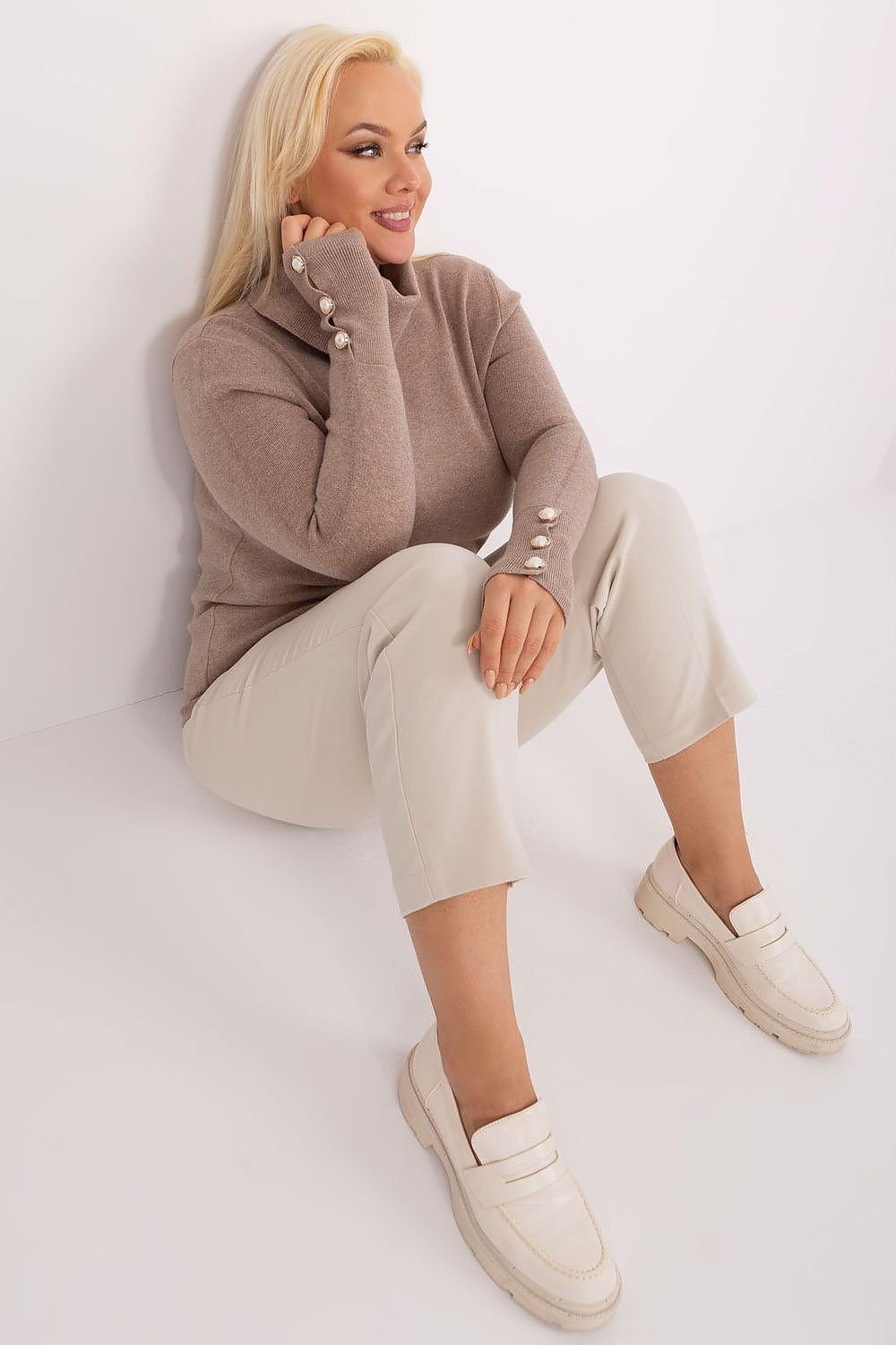 Chandail plus size model 190082