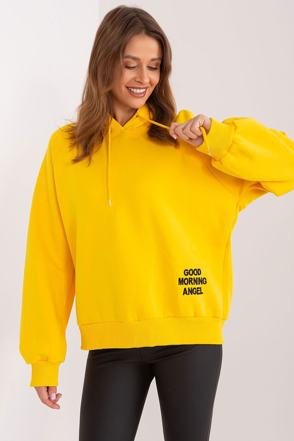 Sweatshirt model 191817