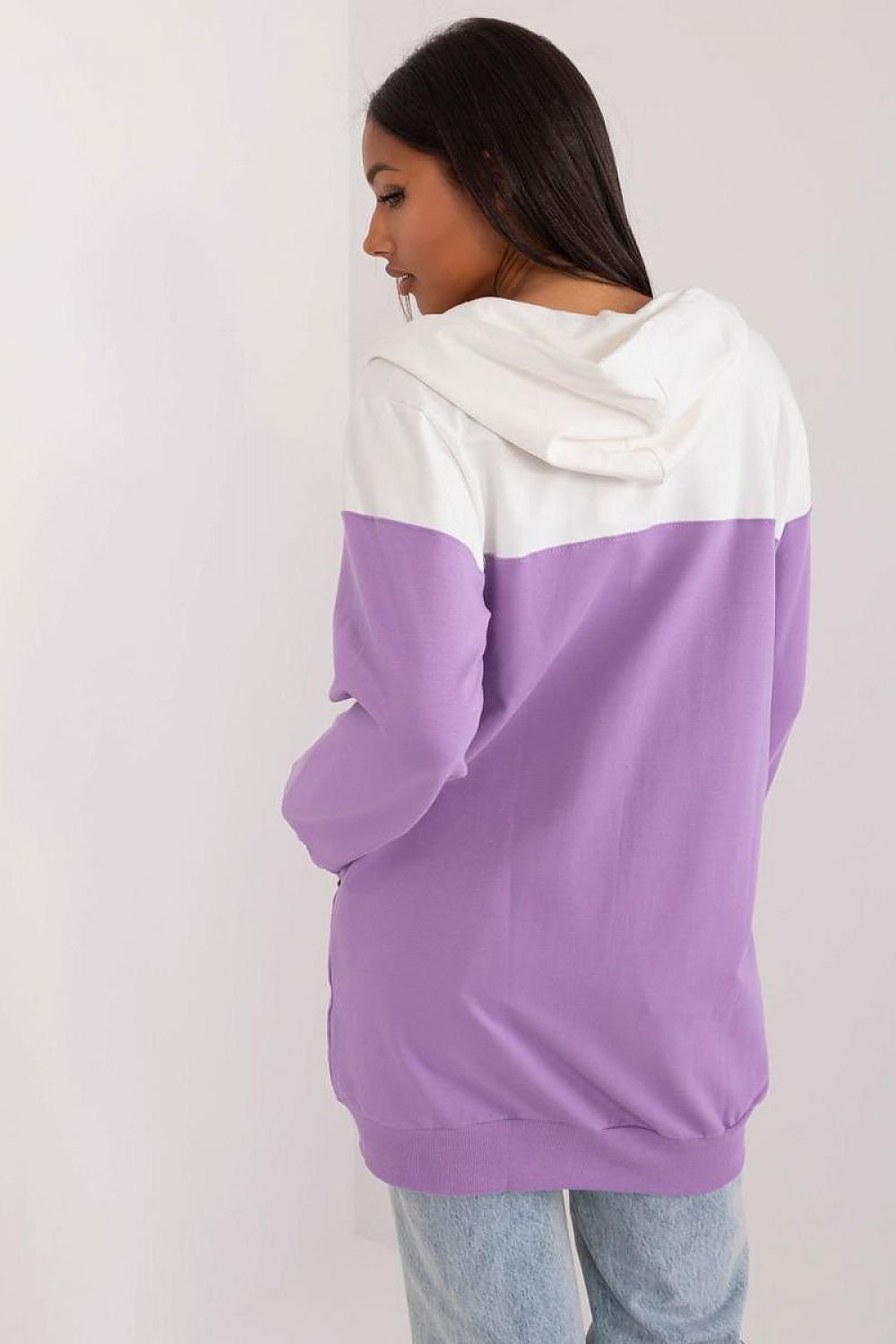 Sweatshirt model 197077