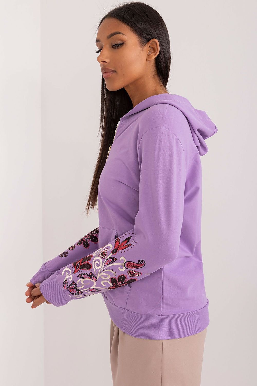 Sweatshirt model 197081