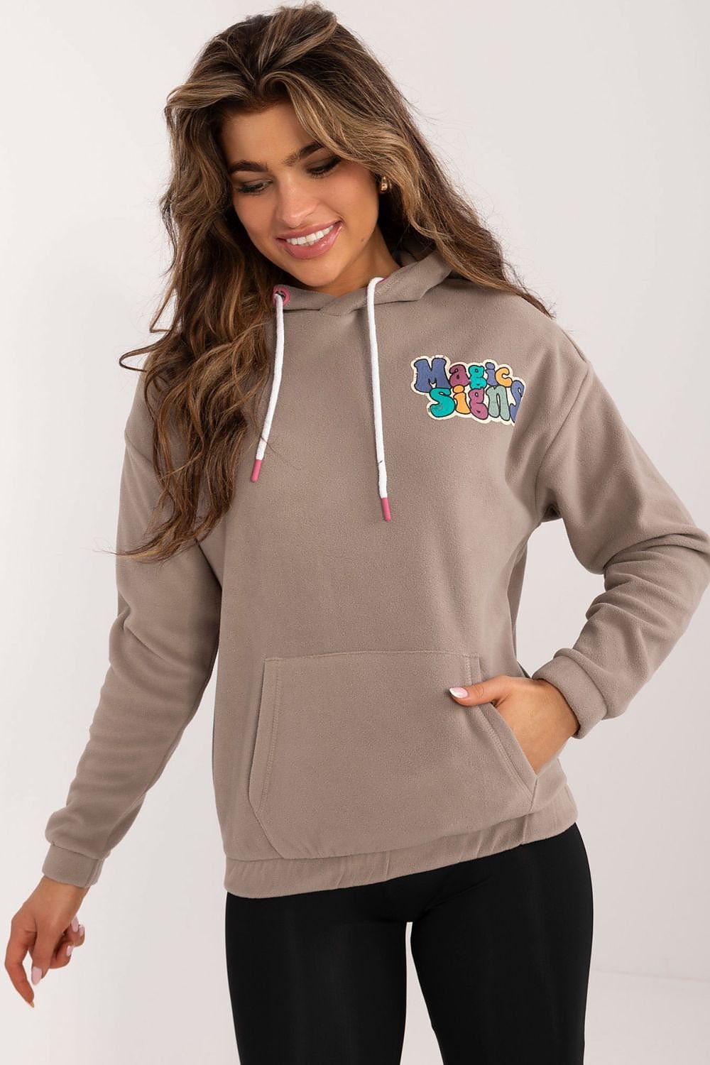 Sweatshirt model 199216
