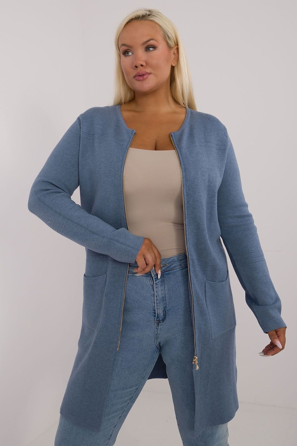 Chandail plus size model 201384