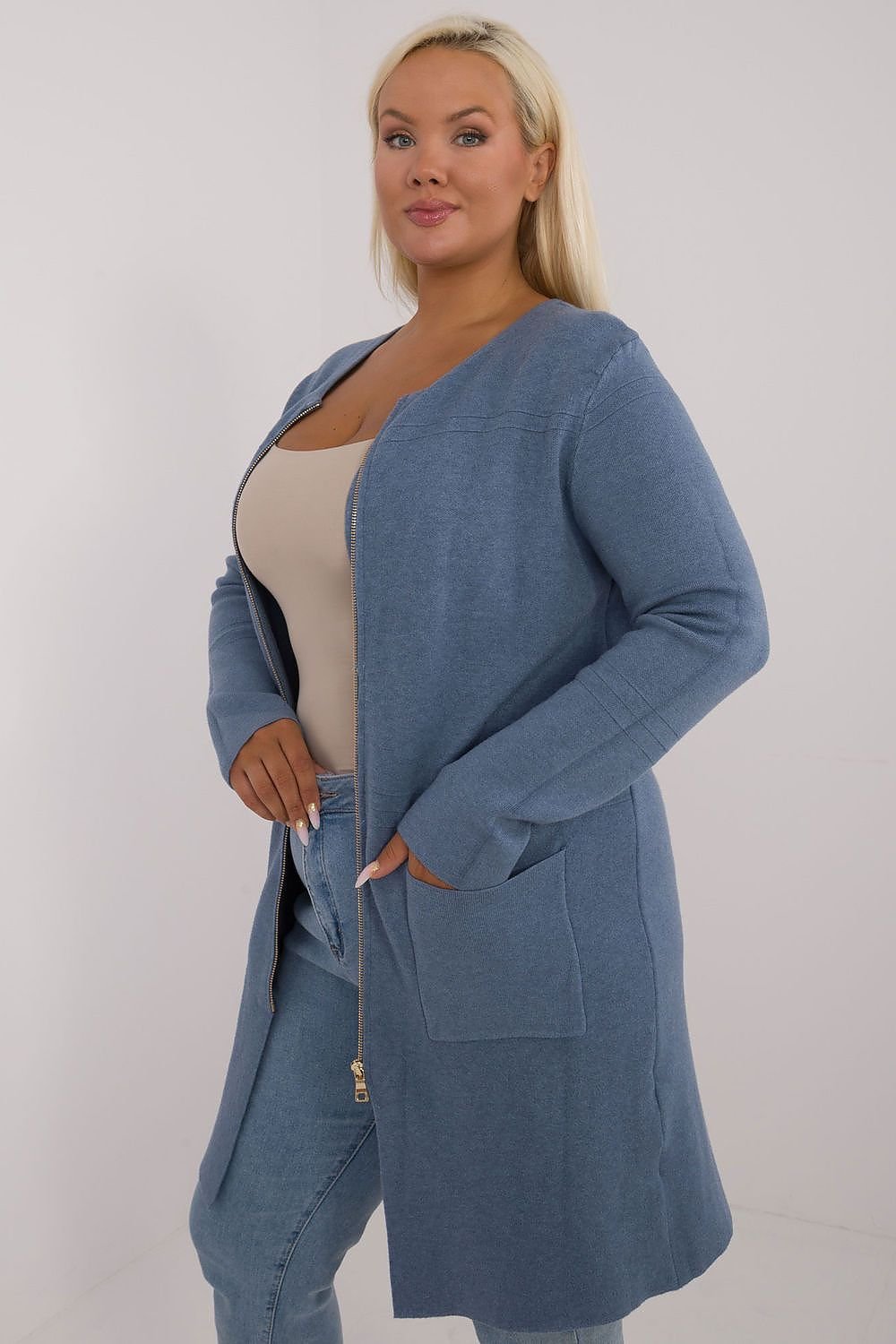 Chandail plus size model 201384