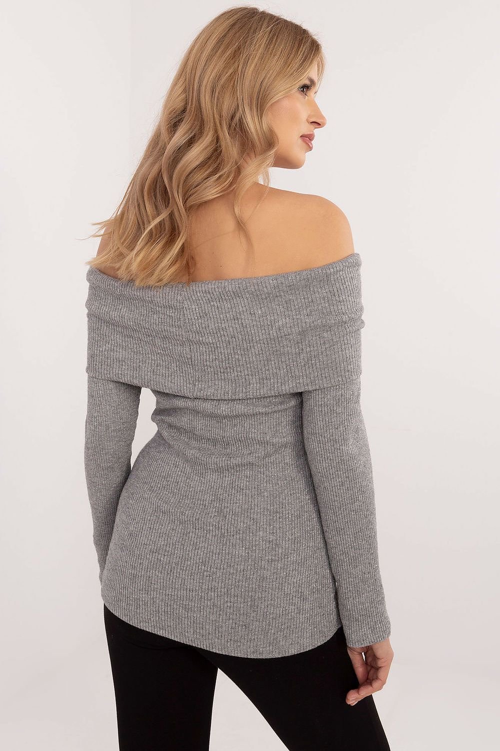 Chandail model 203489