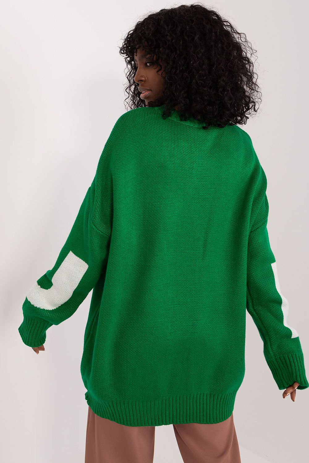Chandail model 208377 Badu