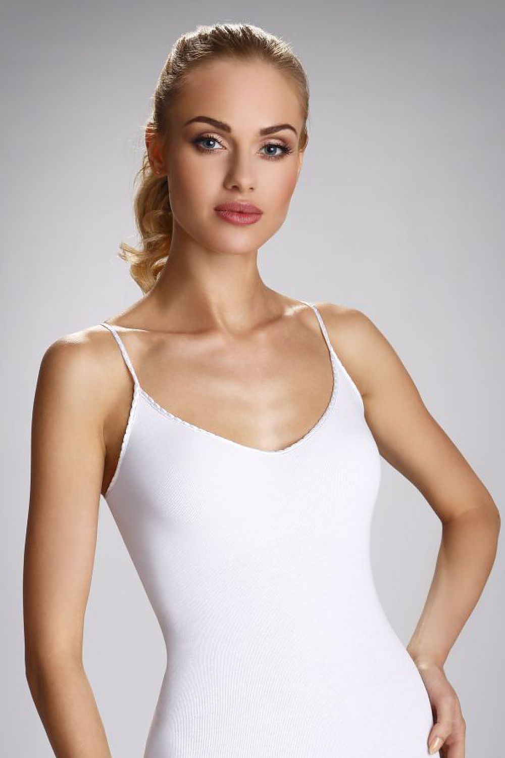 Tricot model 66208