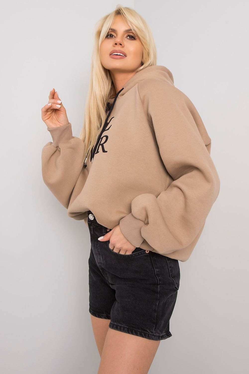Sweatshirt model 163451