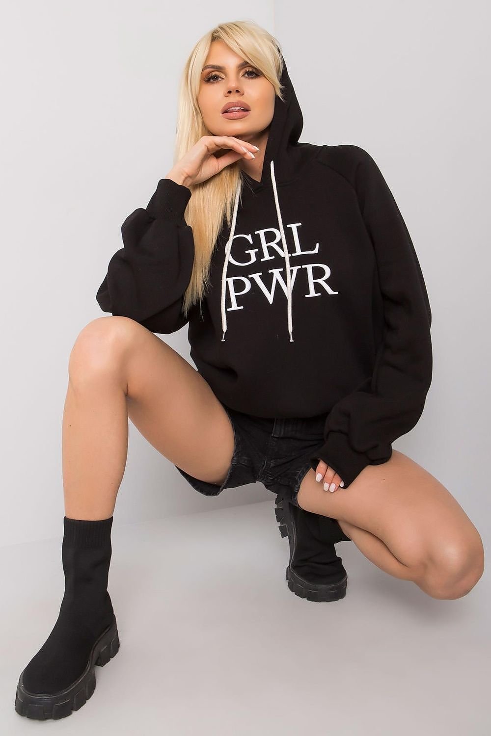Sweatshirt model 163451