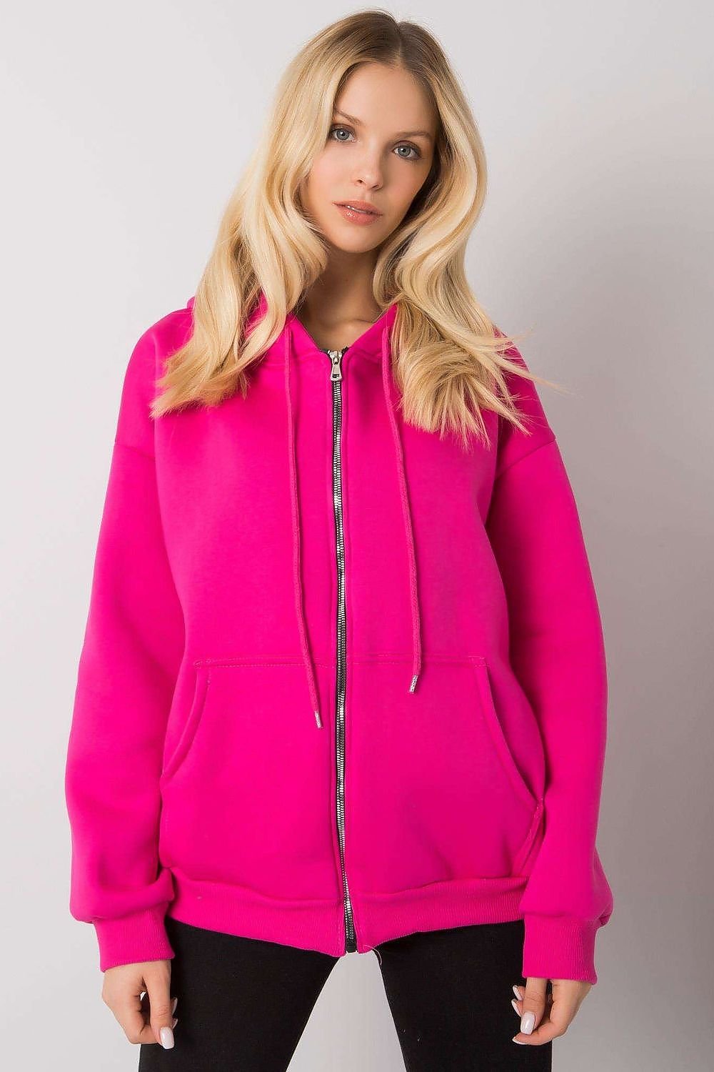 Sweatshirt model 161923