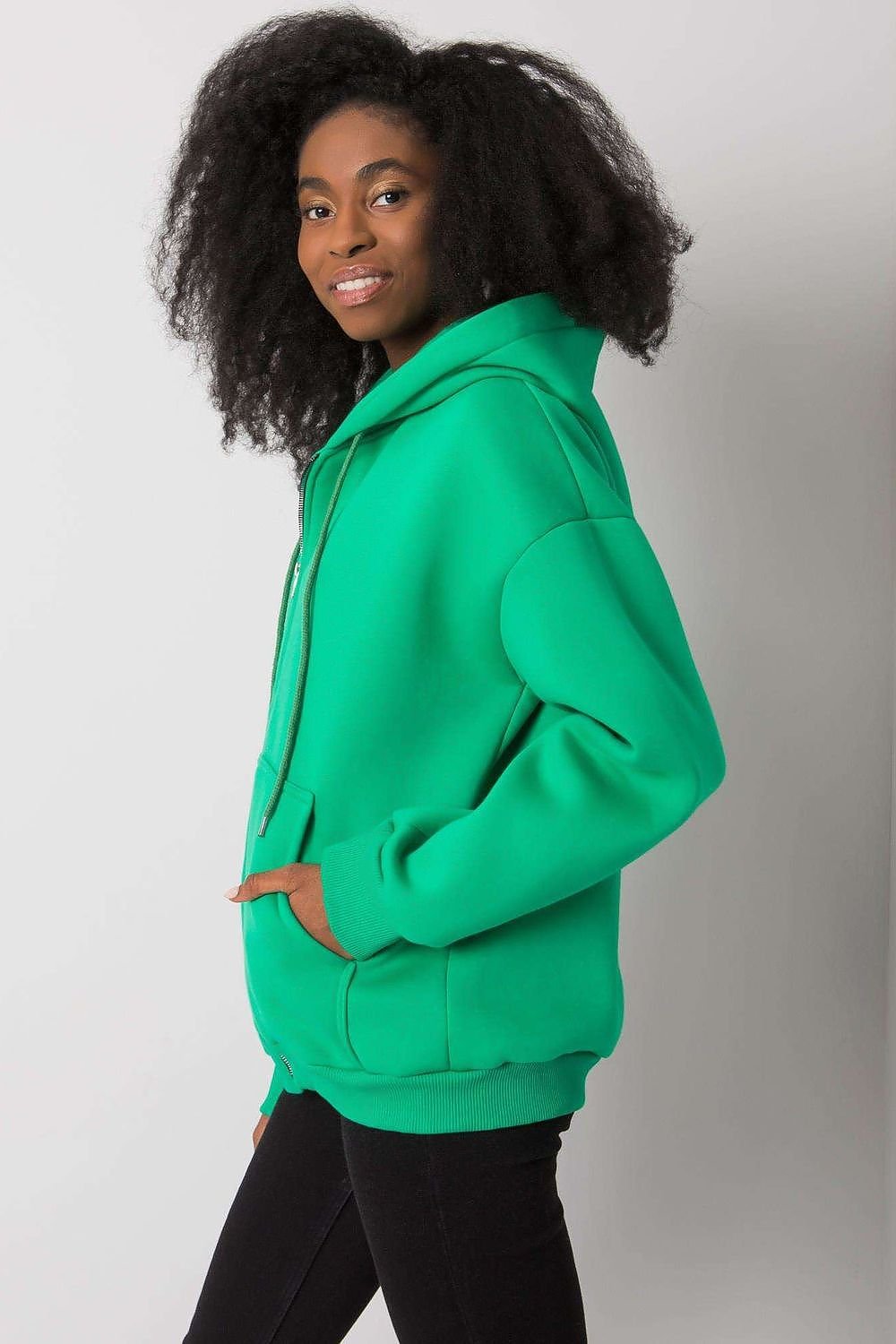 Sweatshirt model 161923