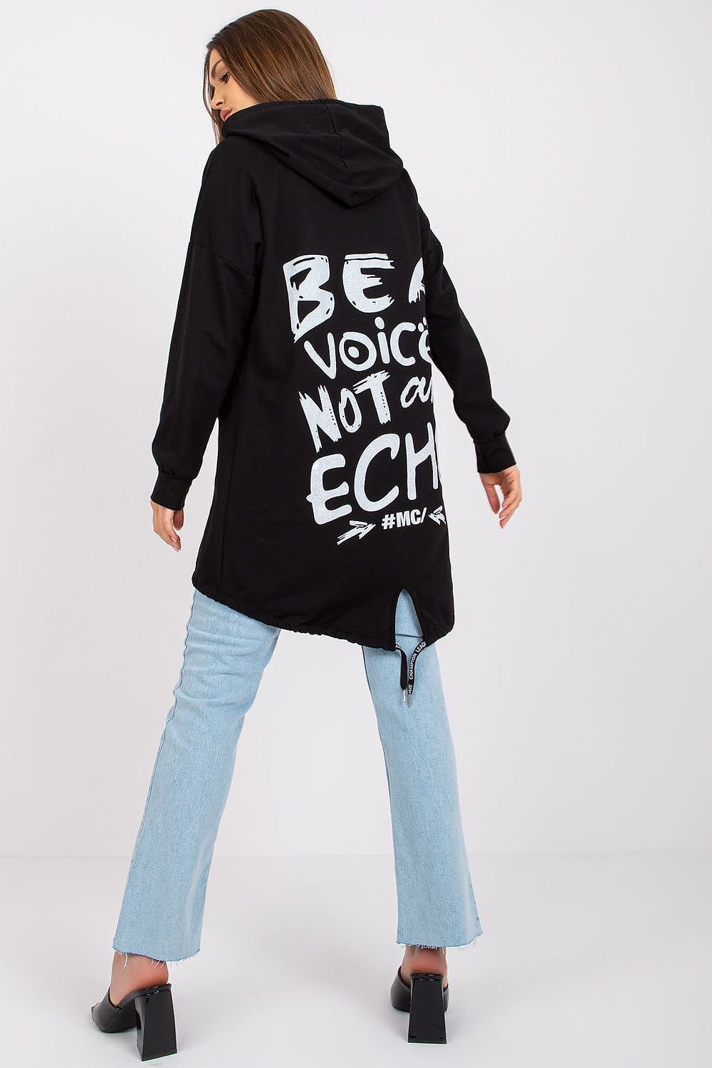 Sweatshirt model 162567