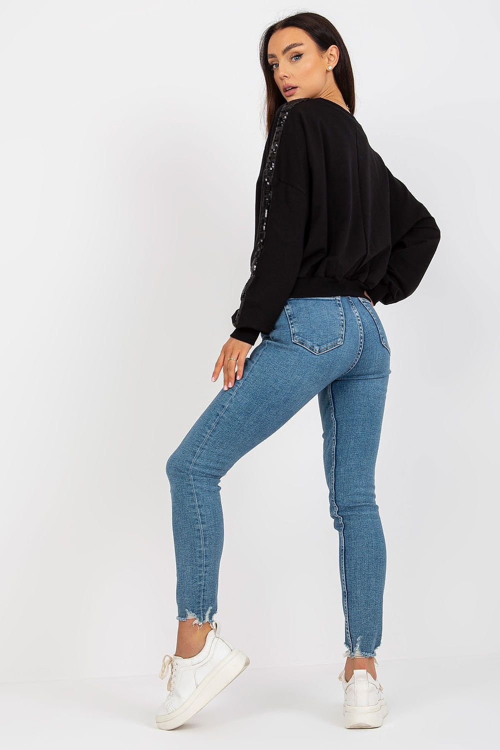 Sweatshirt model 168750