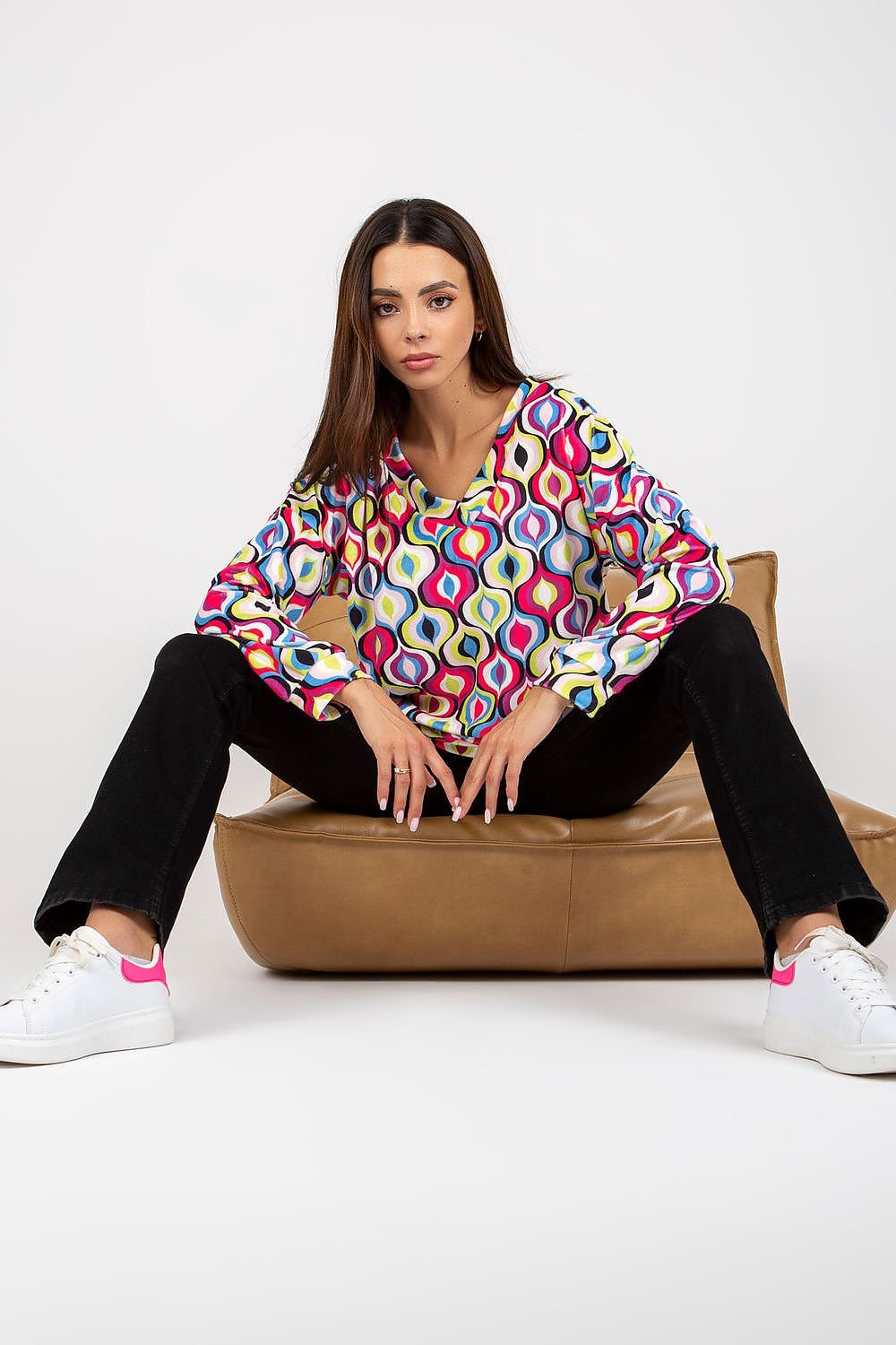 Sweatshirt model 168880