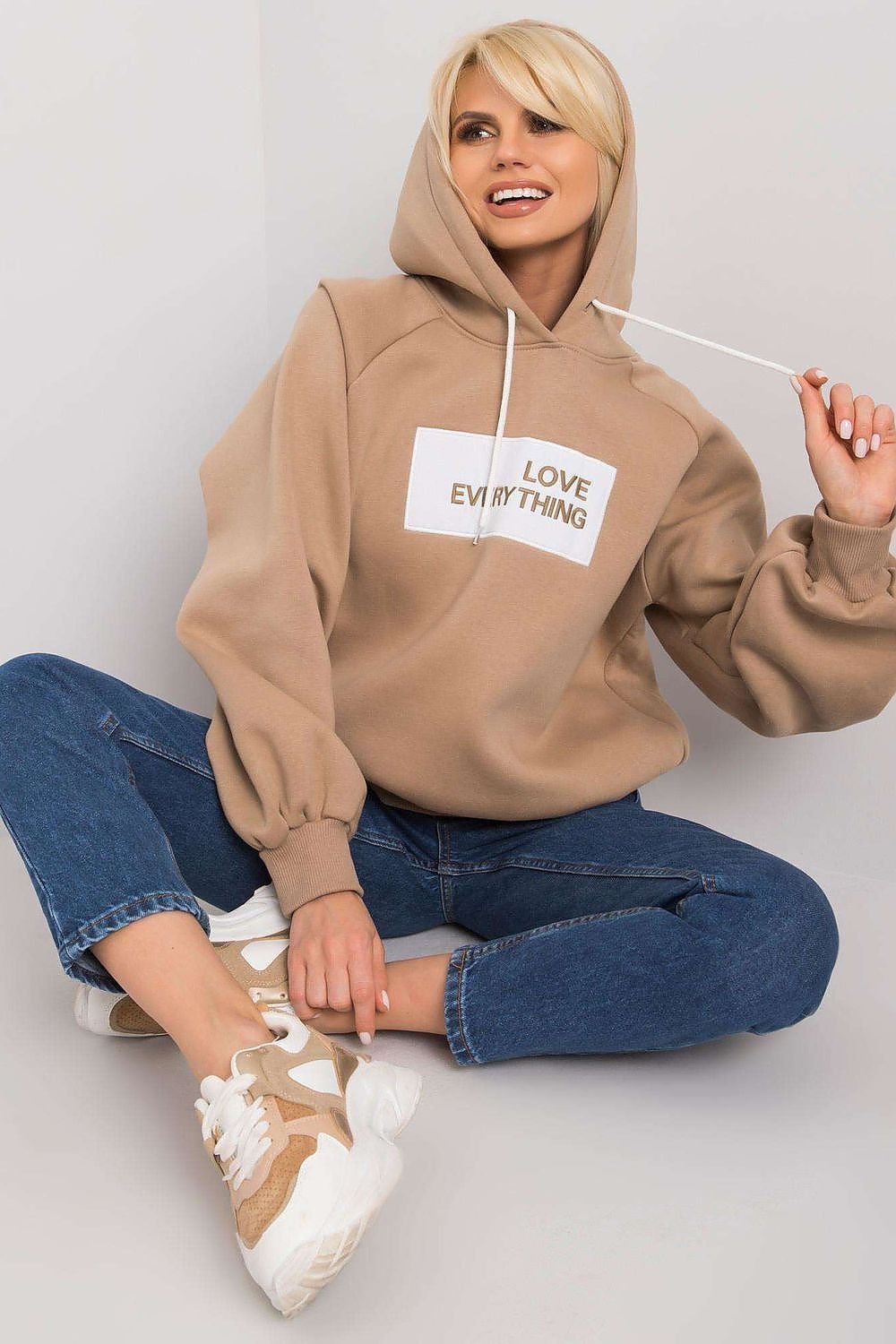 Sweatshirt model 169824
