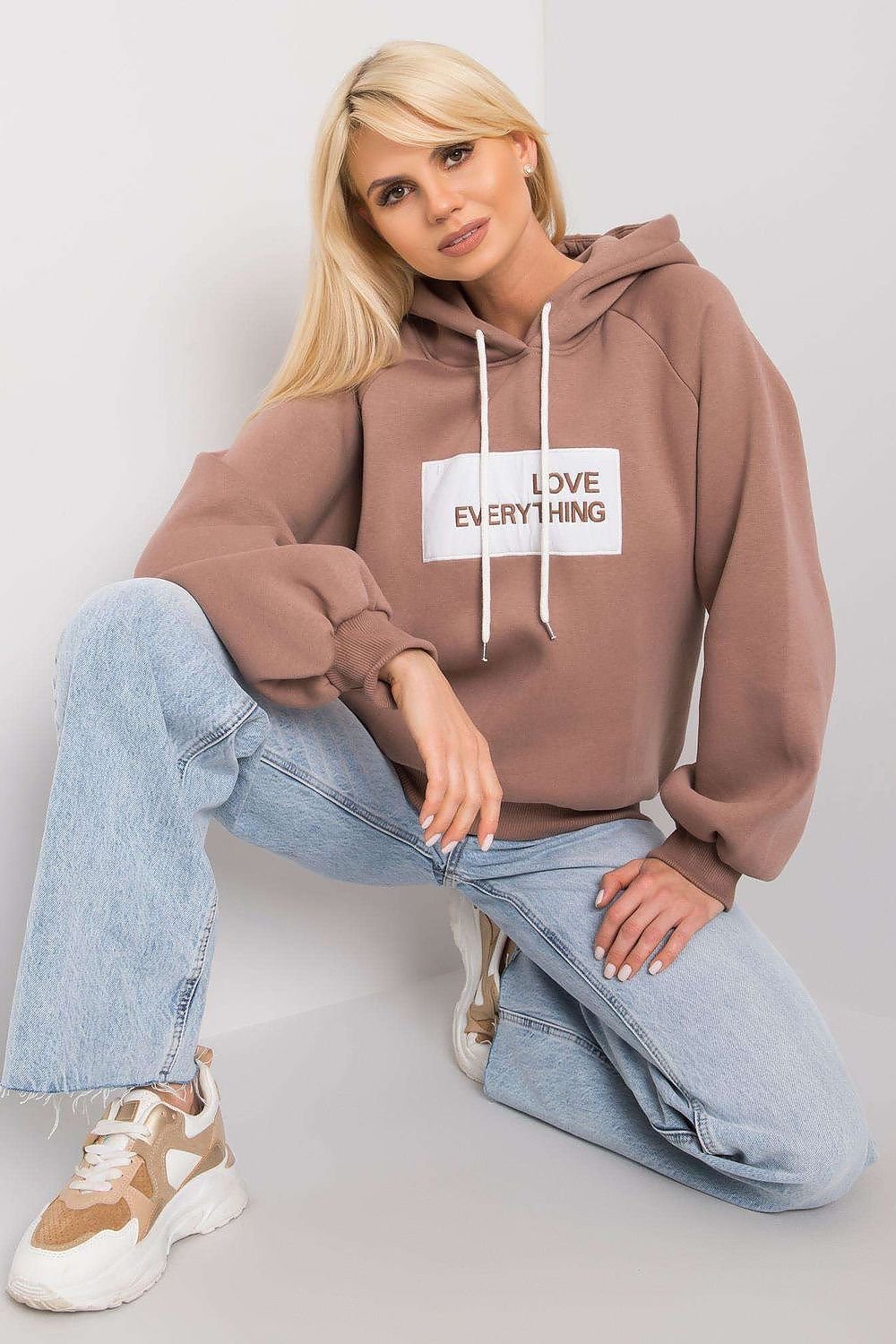 Sweatshirt model 169824