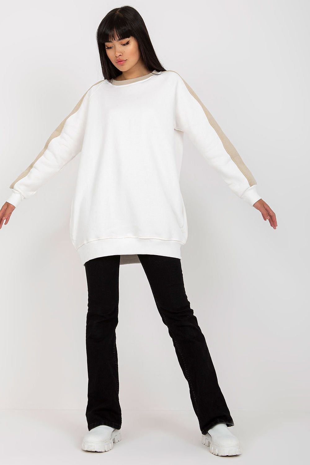 Sweatshirt model 169886