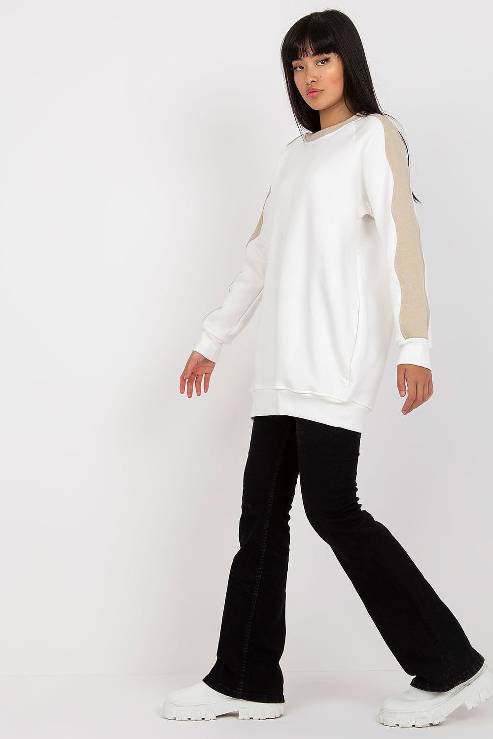 Sweatshirt model 169886