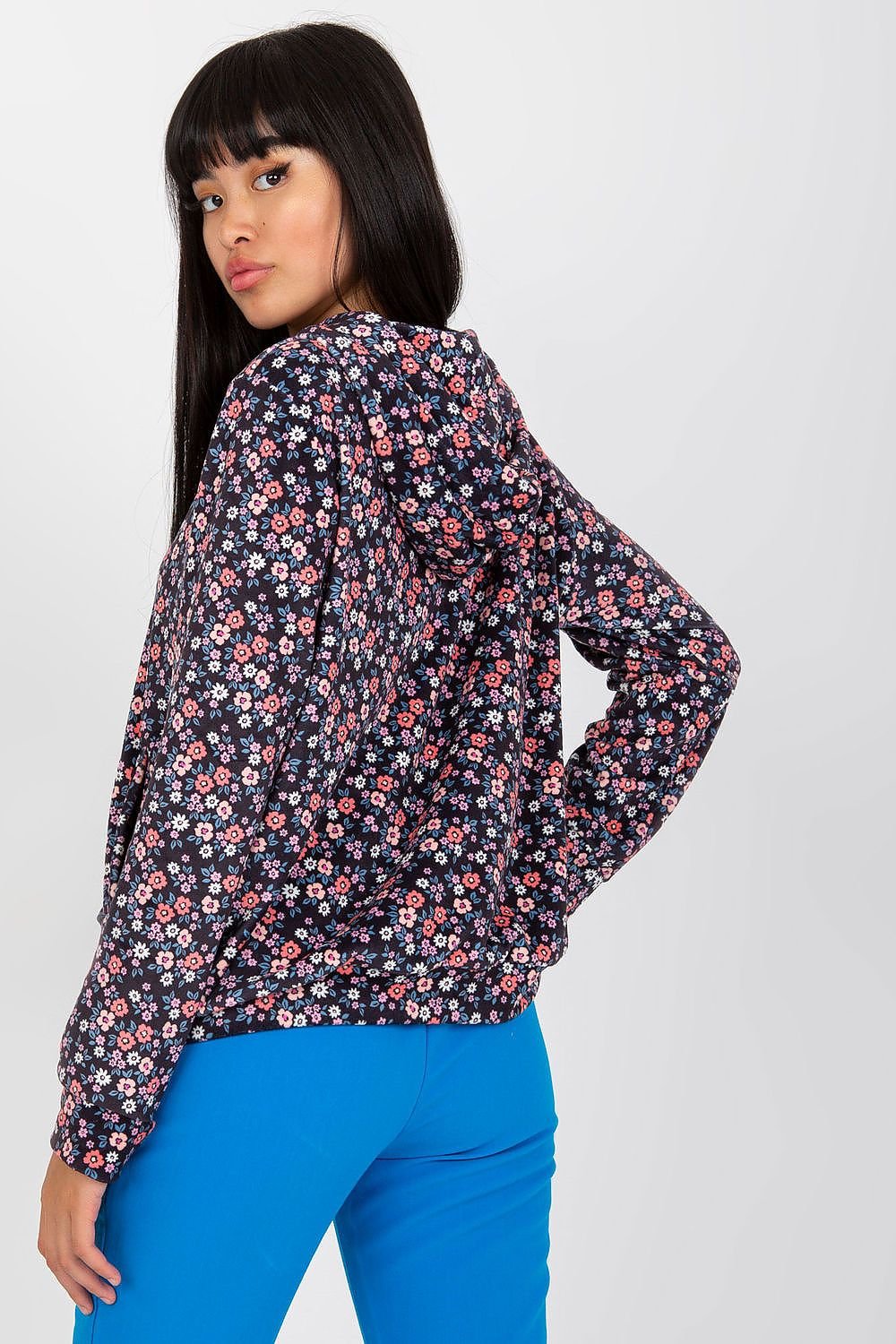 Sweatshirt model 169898