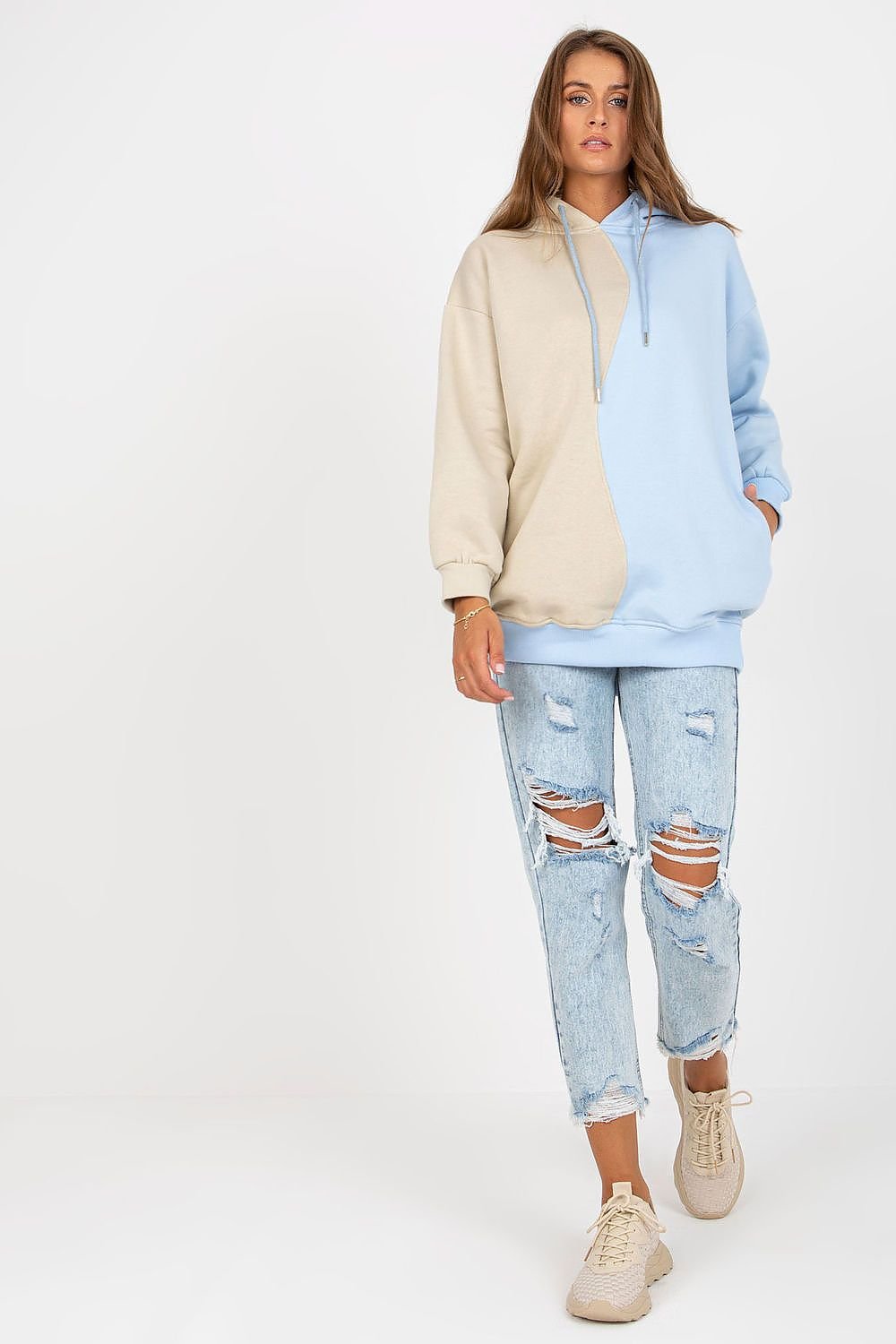 Sweatshirt model 170364