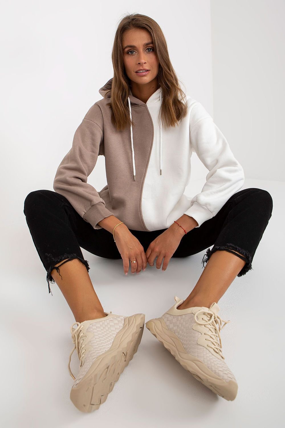 Sweatshirt model 170364
