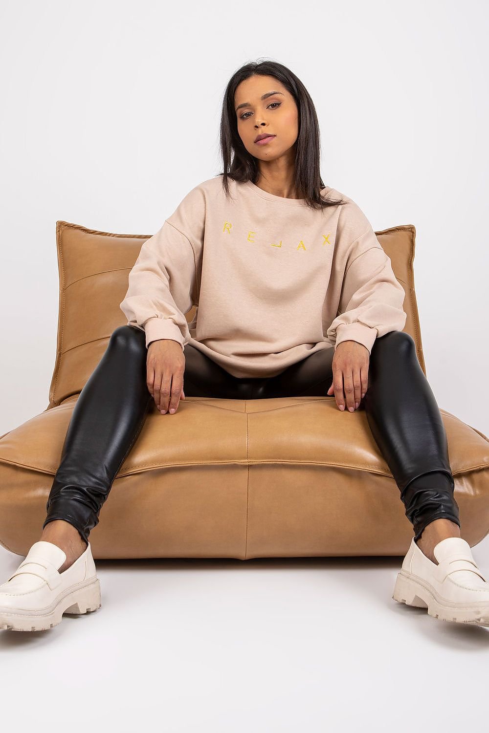 Sweatshirt model 170414
