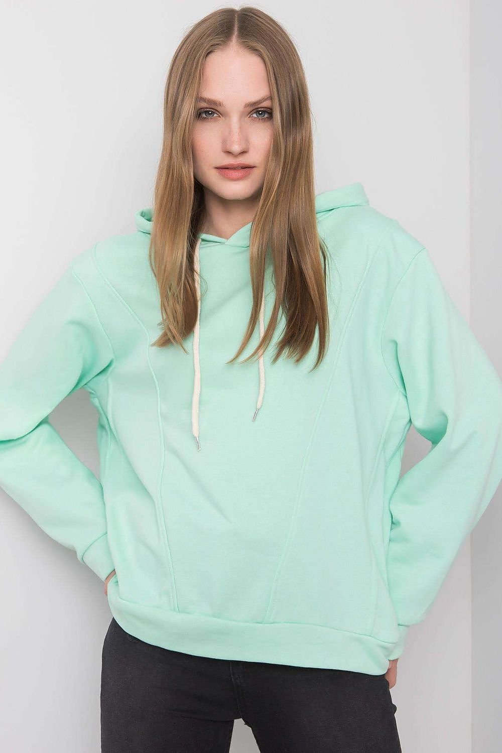 Sweatshirt model 172648