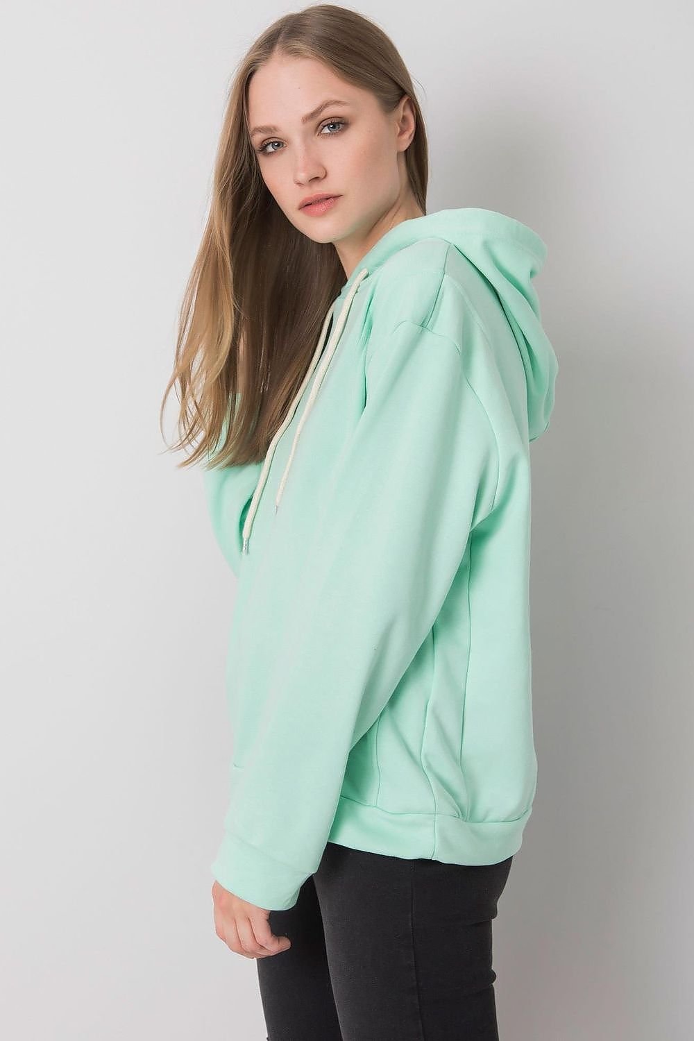 Sweatshirt model 172648
