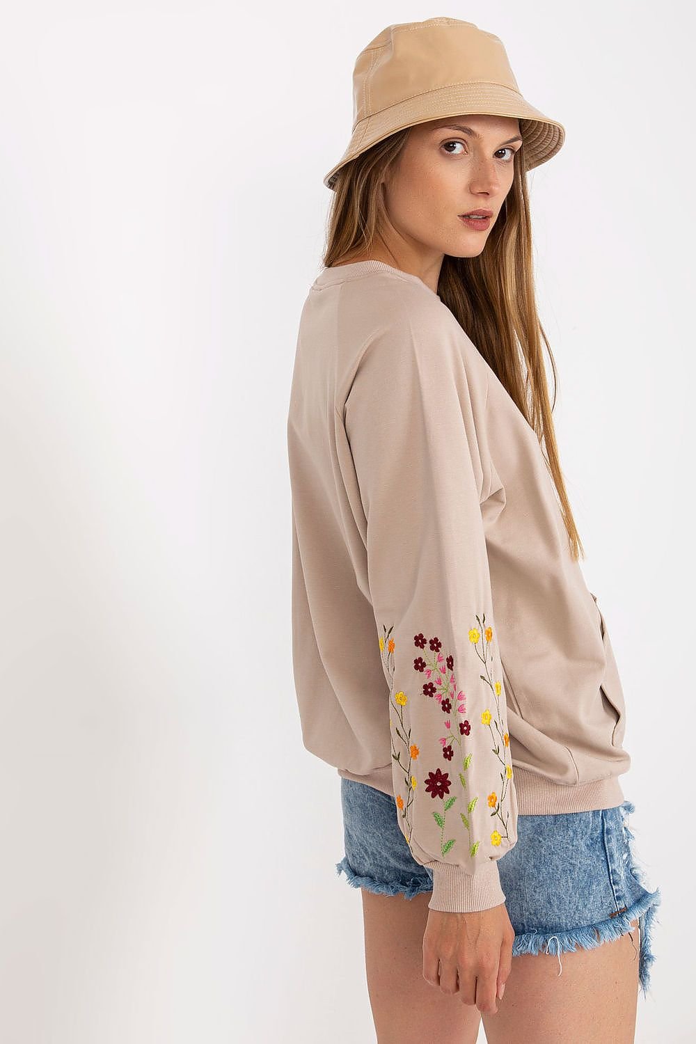 Sweatshirt model 174602