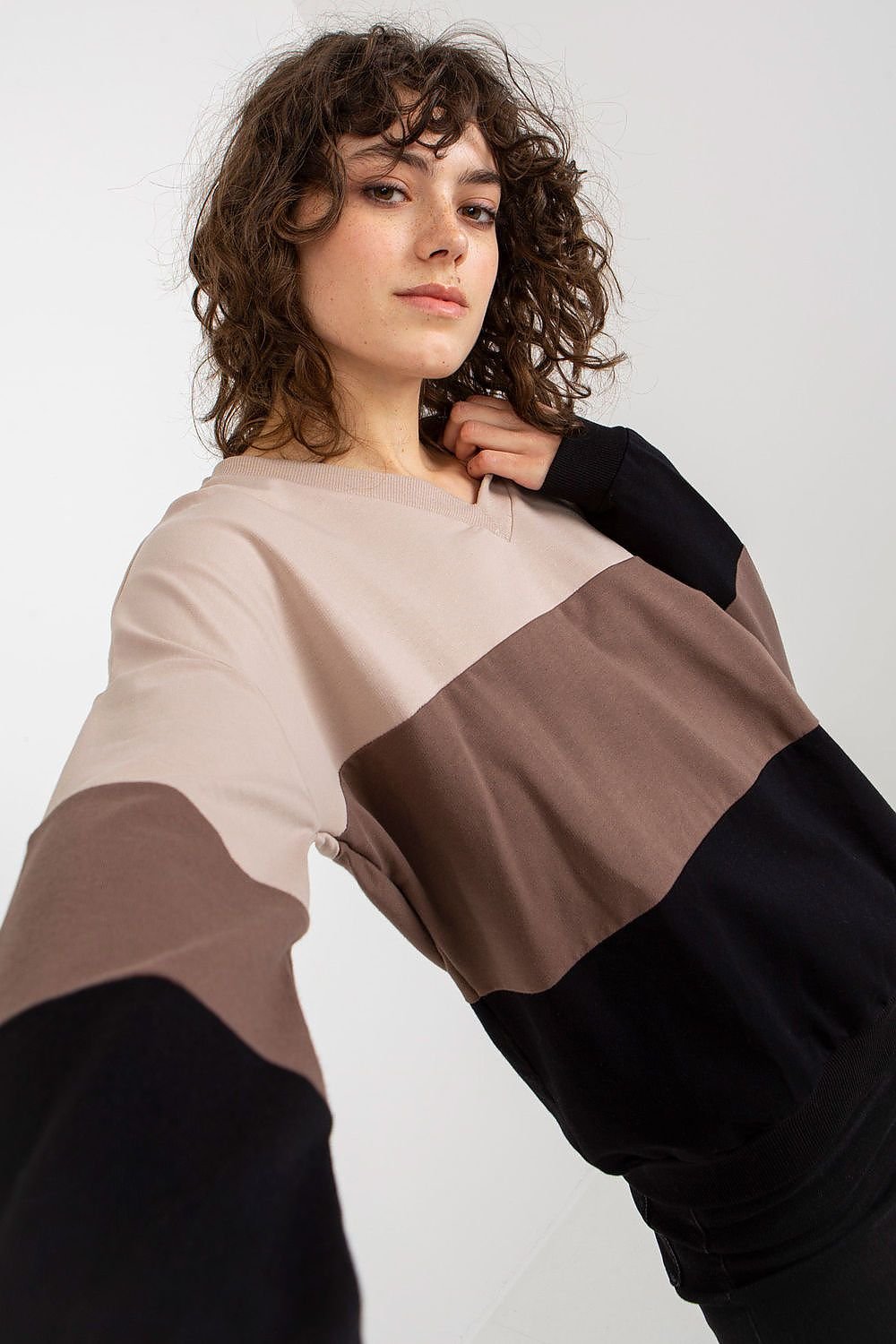 Sweatshirt model 174717
