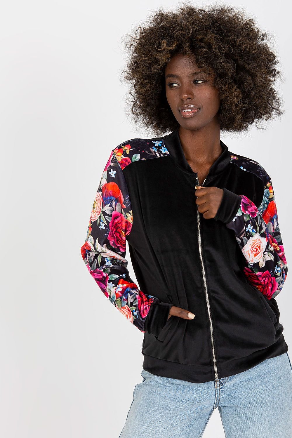 Sweatshirt model 175425