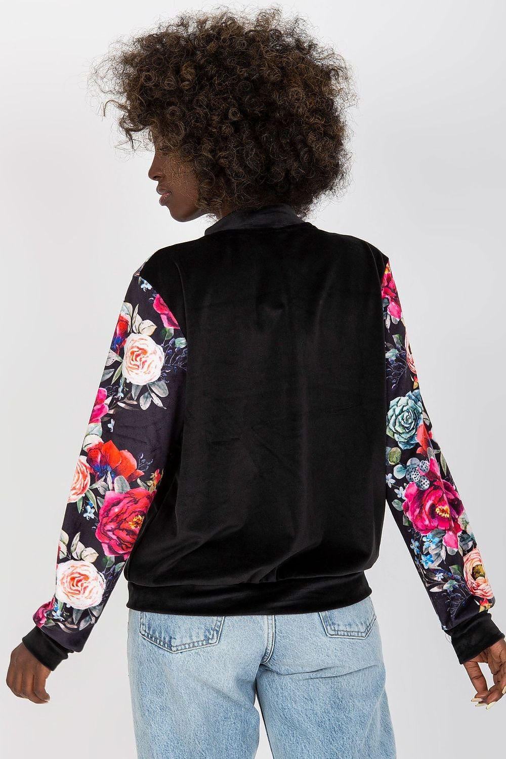 Sweatshirt model 175425