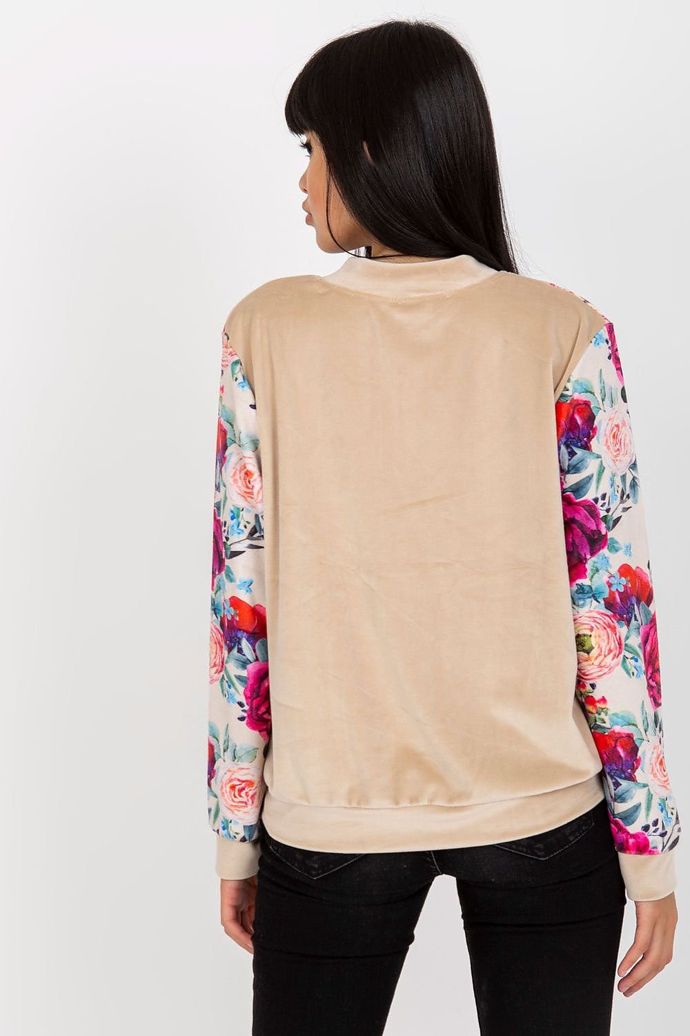 Sweatshirt model 175425