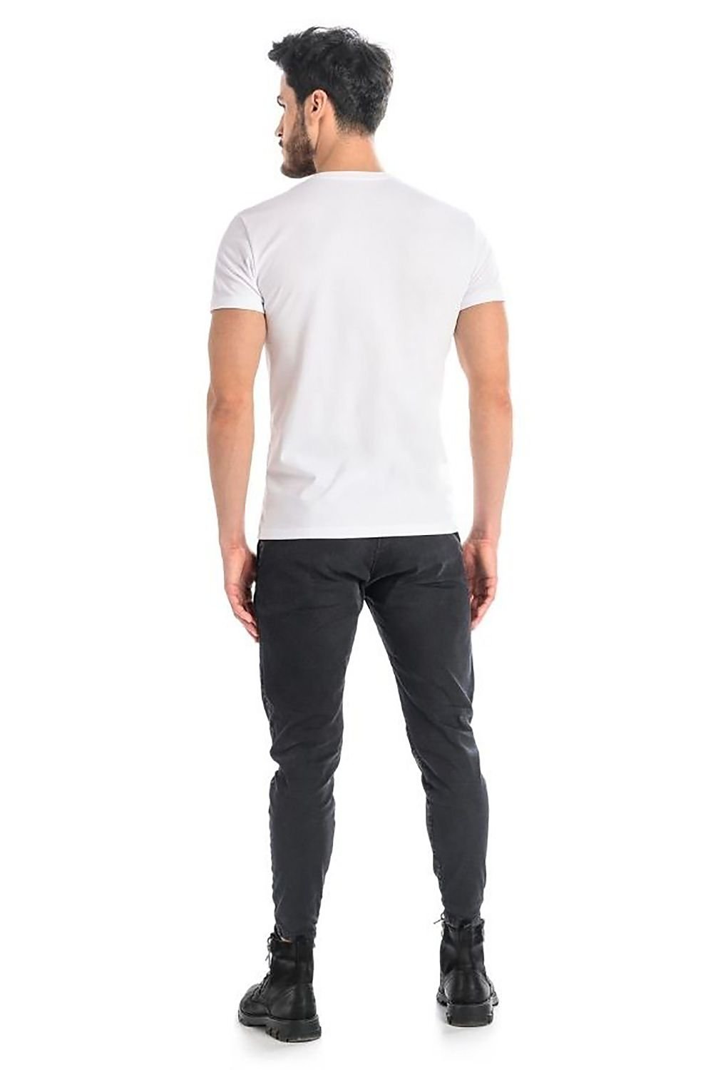 T-shirt model 182981