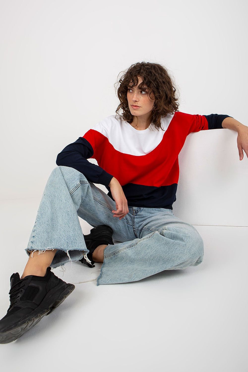 Sweatshirt model 185962