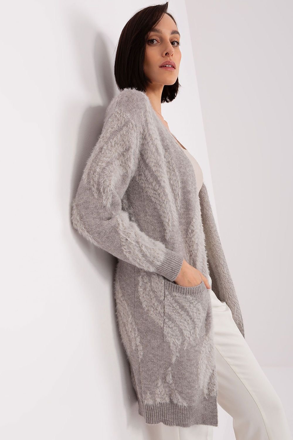 Cardigan model 188288