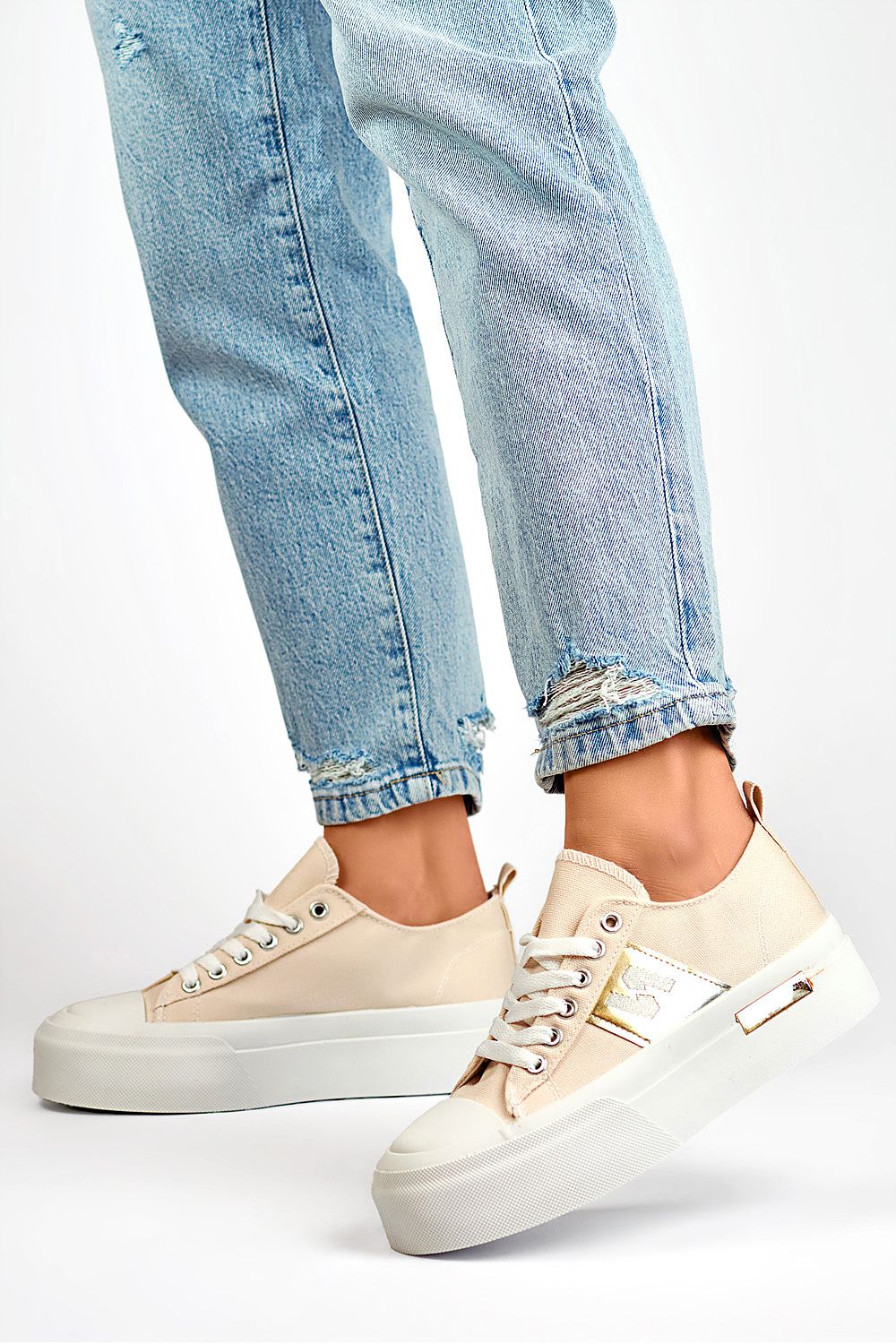 Baskets model 197980
