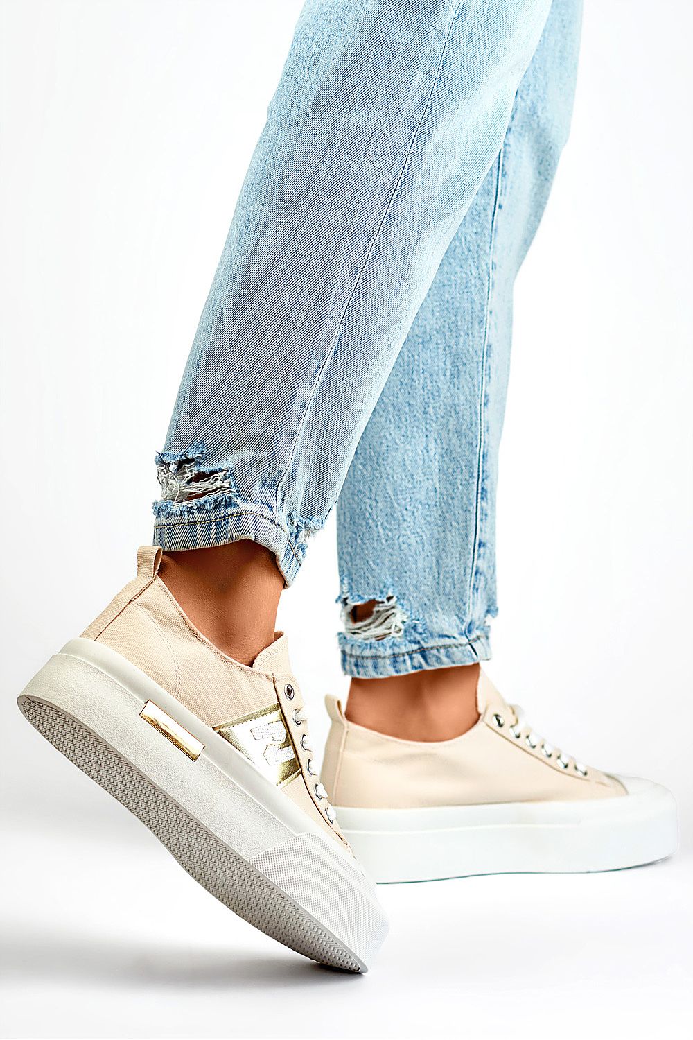 Baskets model 197980