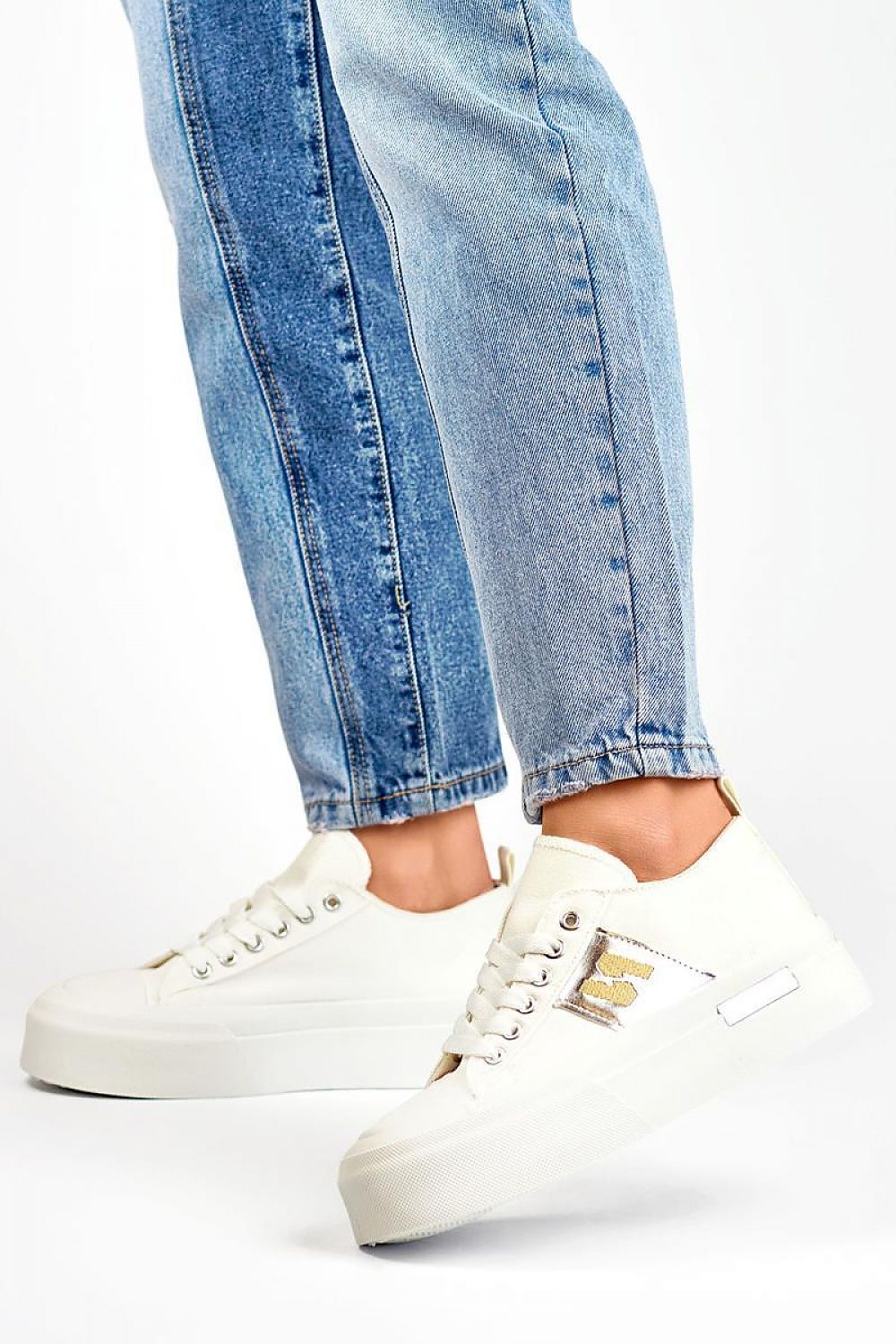 Baskets model 197980