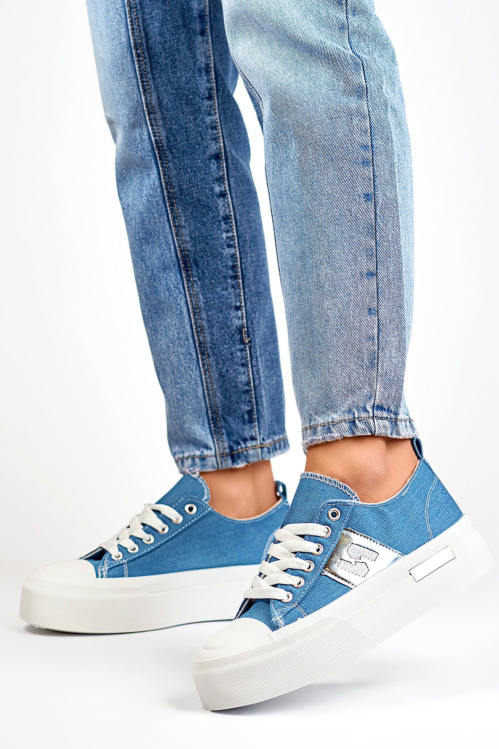 Baskets model 197980