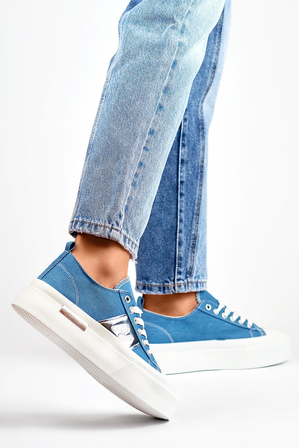 Baskets model 197980