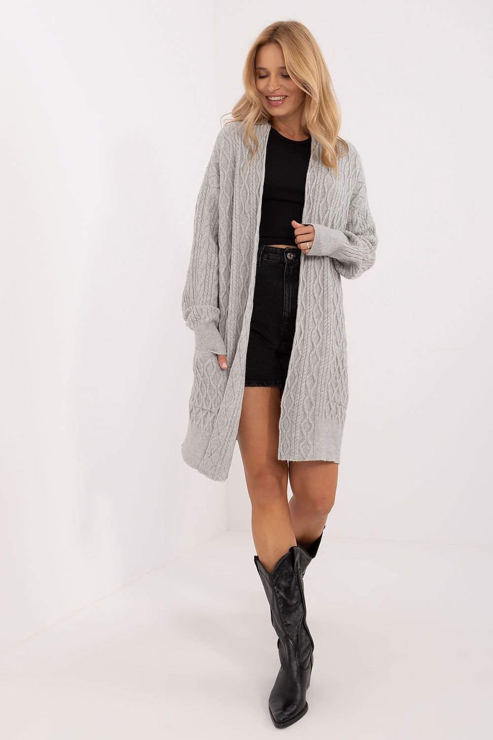 Cardigan model 199520