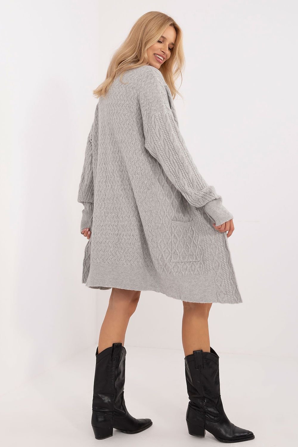 Cardigan model 199520