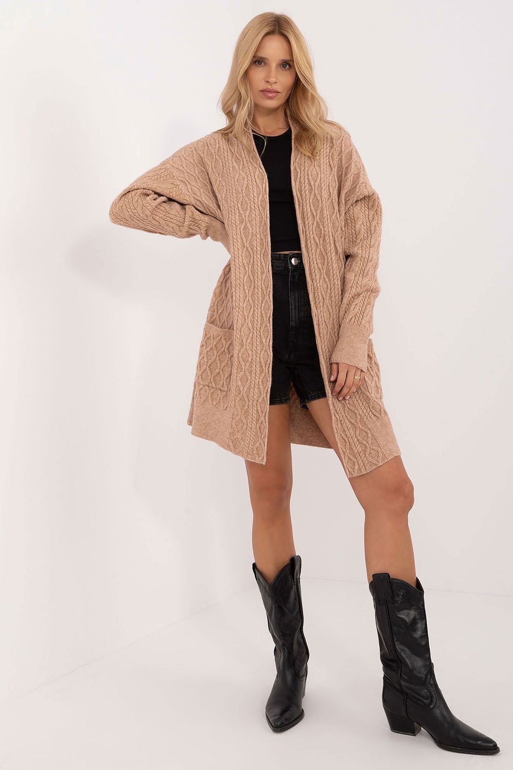 Cardigan model 199520
