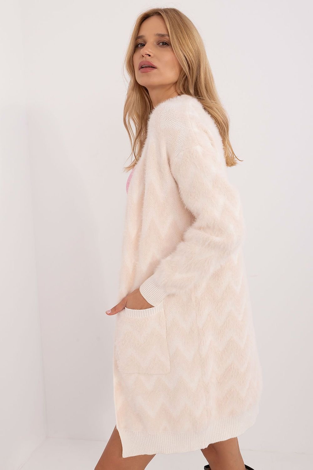 Cardigan model 199550