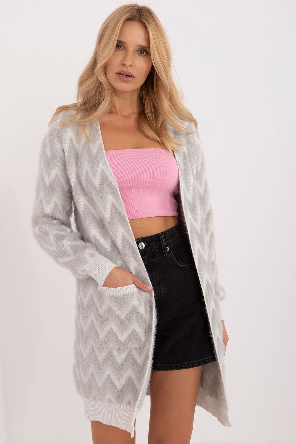 Cardigan model 199550