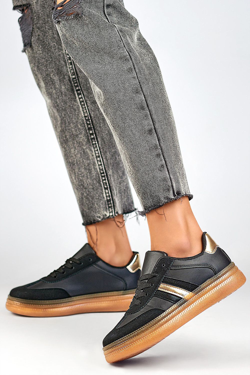 1-Chaussures de sport model 200440