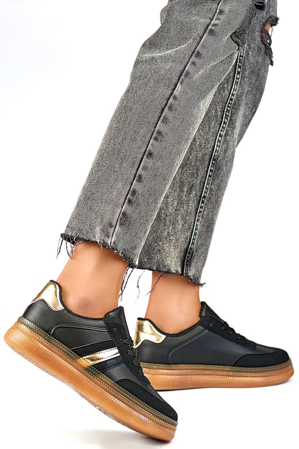 1-Chaussures de sport model 200440