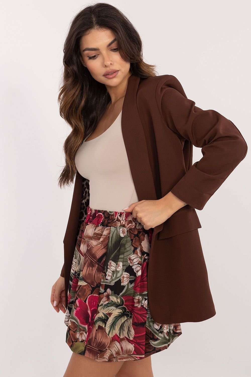 Jupe courte model 201775