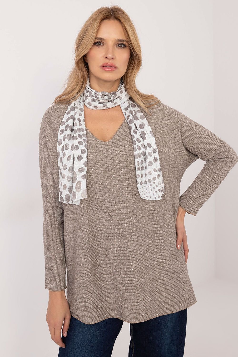 Chandail model 203743