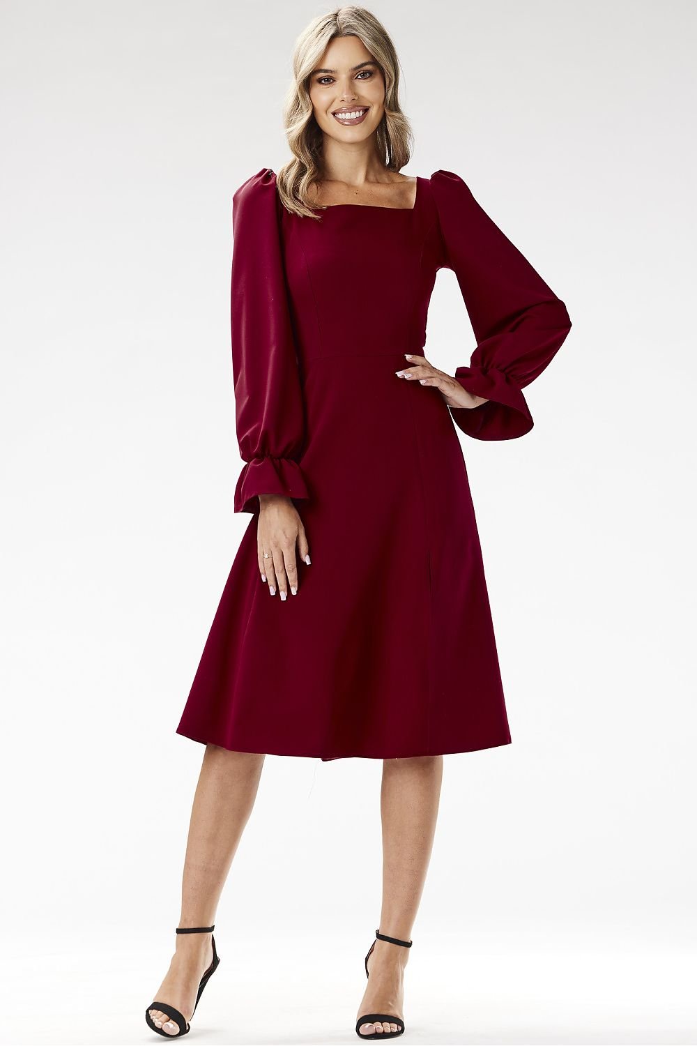 Robe de cocktail model 204269